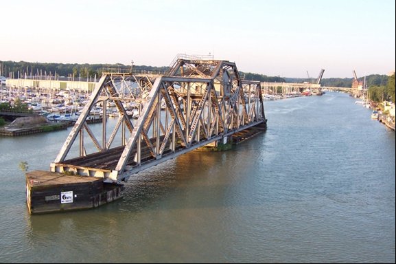 Picture of the Hojack Swing Bridge