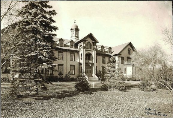 Picture of the early Nazareth Academy