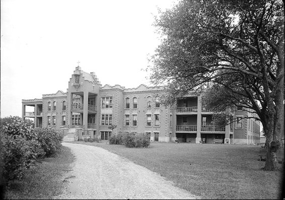 Older picture of St.Ann's Home