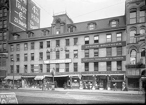 Reynolds Arcade 1920