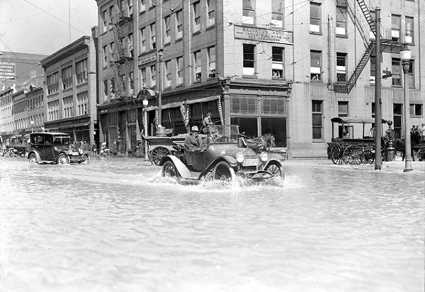 exchangest1916flood2e (63K)